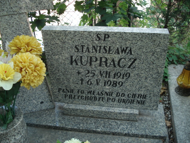 Grób Stanisława Kupracz