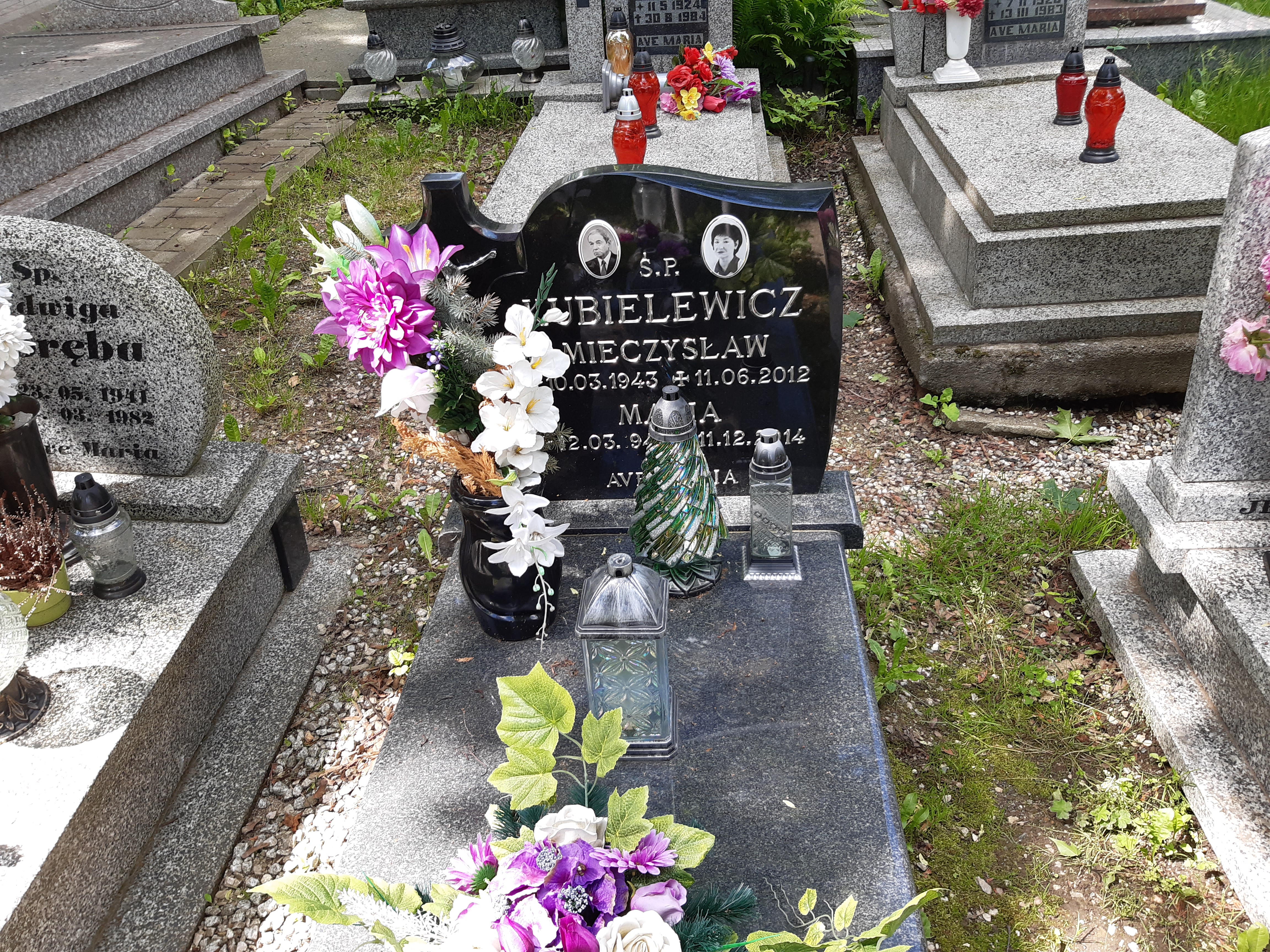 Grób Mieczysław Kubielewicz