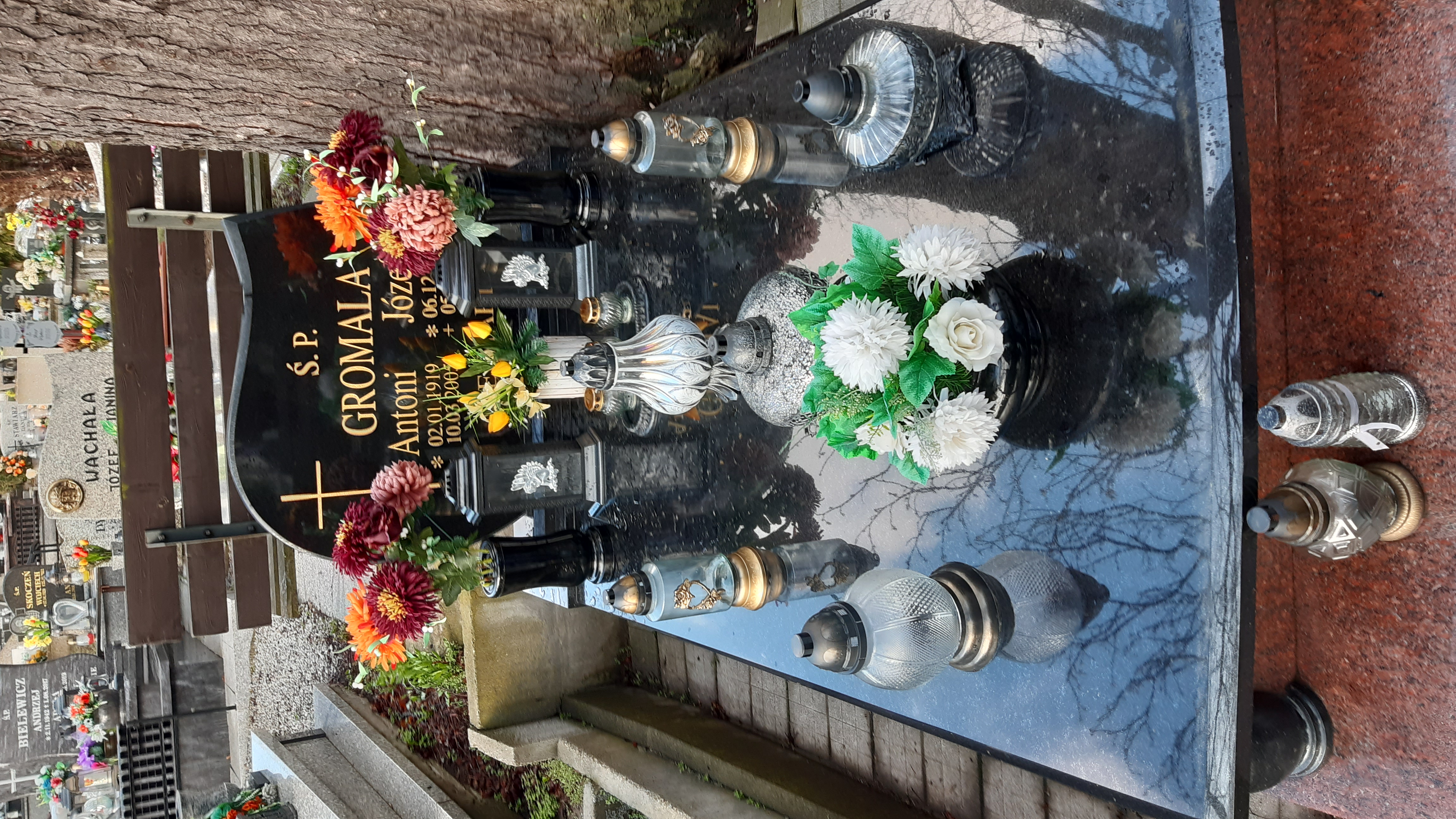 Grób Antoni Gromala