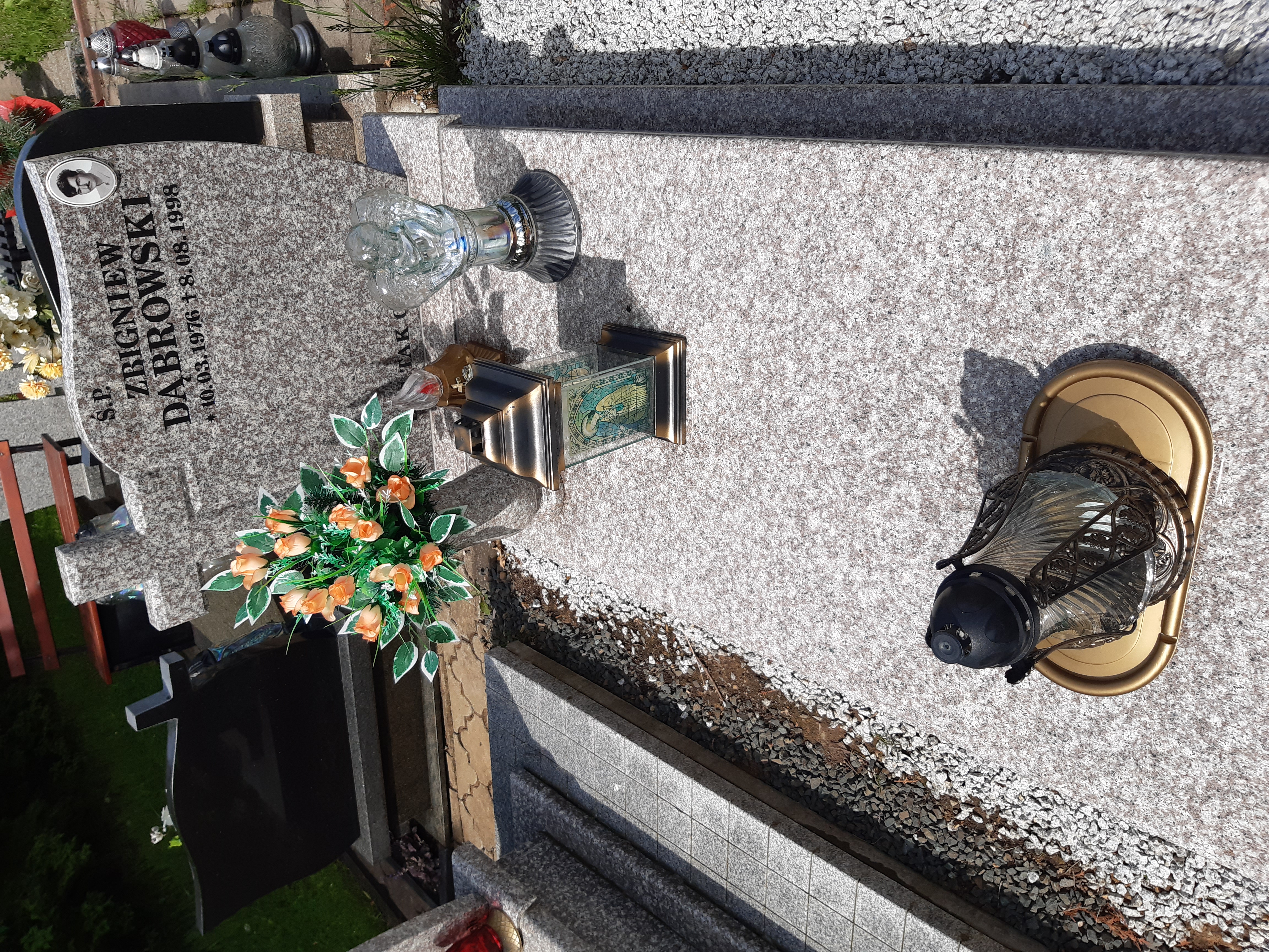 Grób Zbigniew Dąbrowski